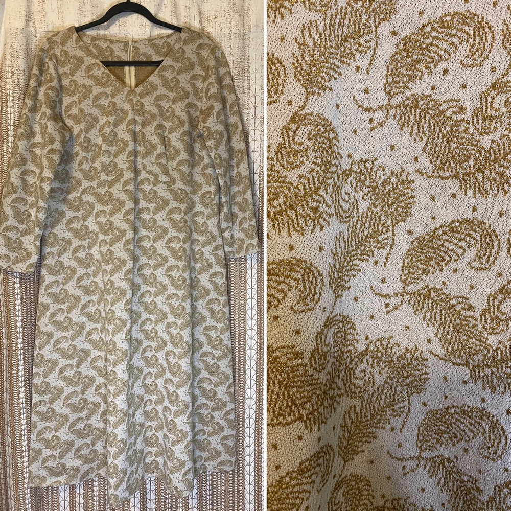 VINTAGE DRESS